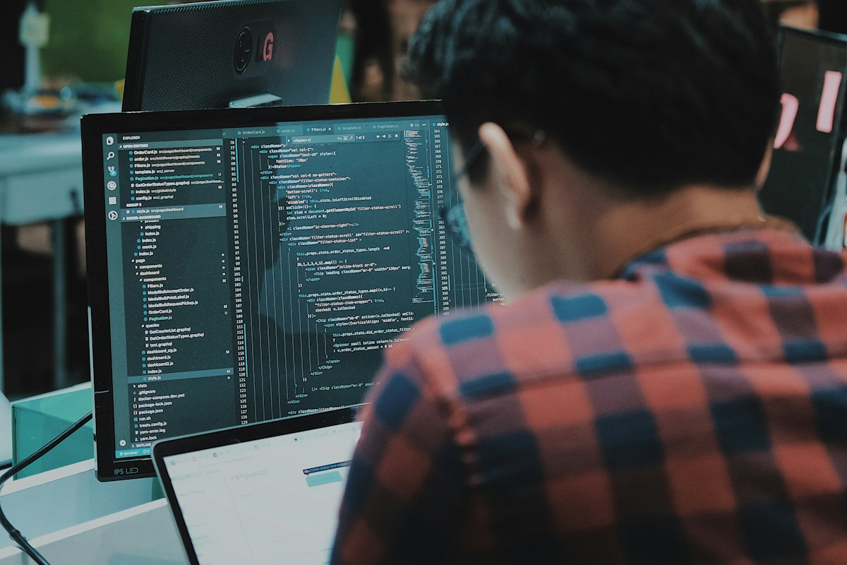 Dịch vụ thiết kế Website